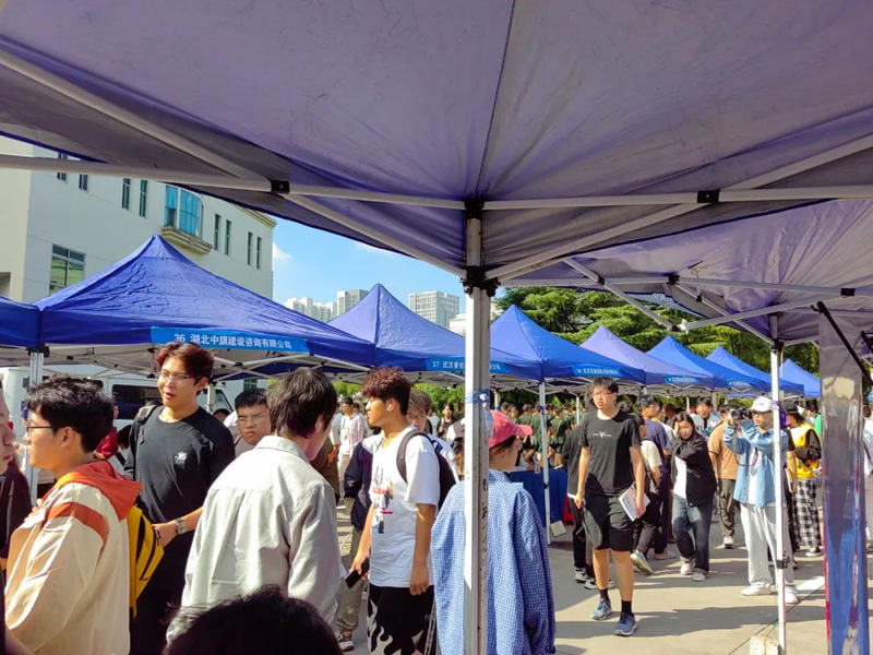 世恒校招 | 就在武漢,智選車(chē)谷 世恒校招 | 就在武漢,智選車(chē)谷